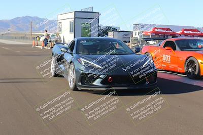 media/Nov-19-2022-Speed Ventures (Sat) [[eb5c8f9508]]/Around the Pits/Pre Grid Green/